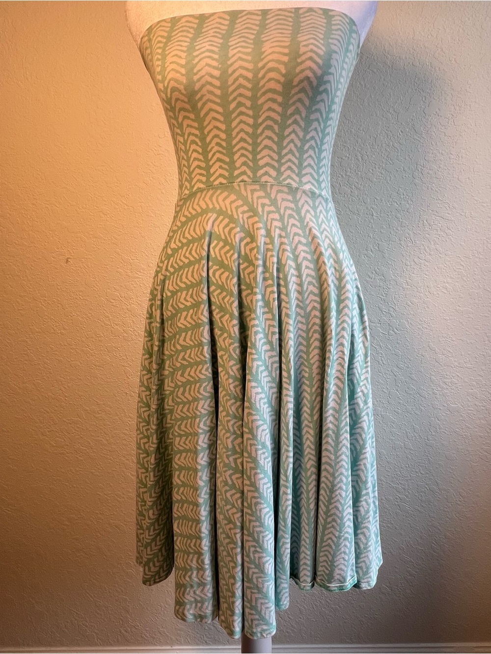 J.Crew XS Aqua White Strapless Fit & Flare Dress